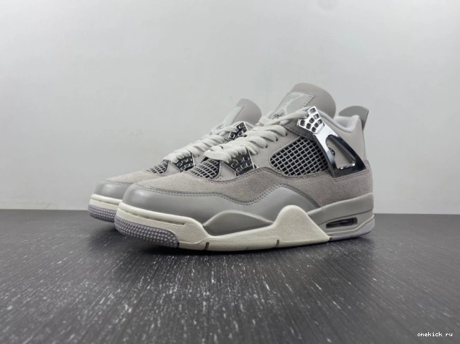 Rep Onekick 4 Frozen Air Moments Jordan AQ9129-001 0614